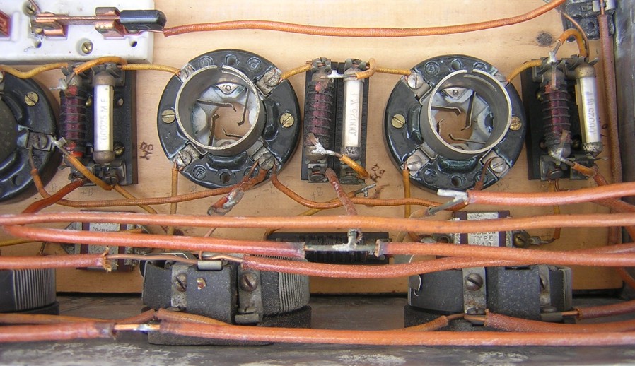 Early Super IF amplifier close up